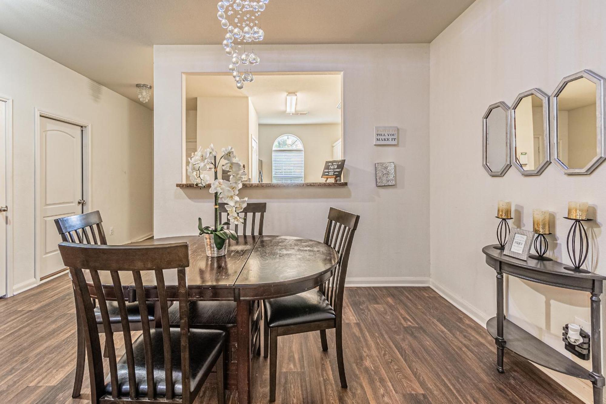 Luxury 5Br Dallas Retreat With Business Amenities - Perfect For Business Travelers, Families & Groups Екстер'єр фото
