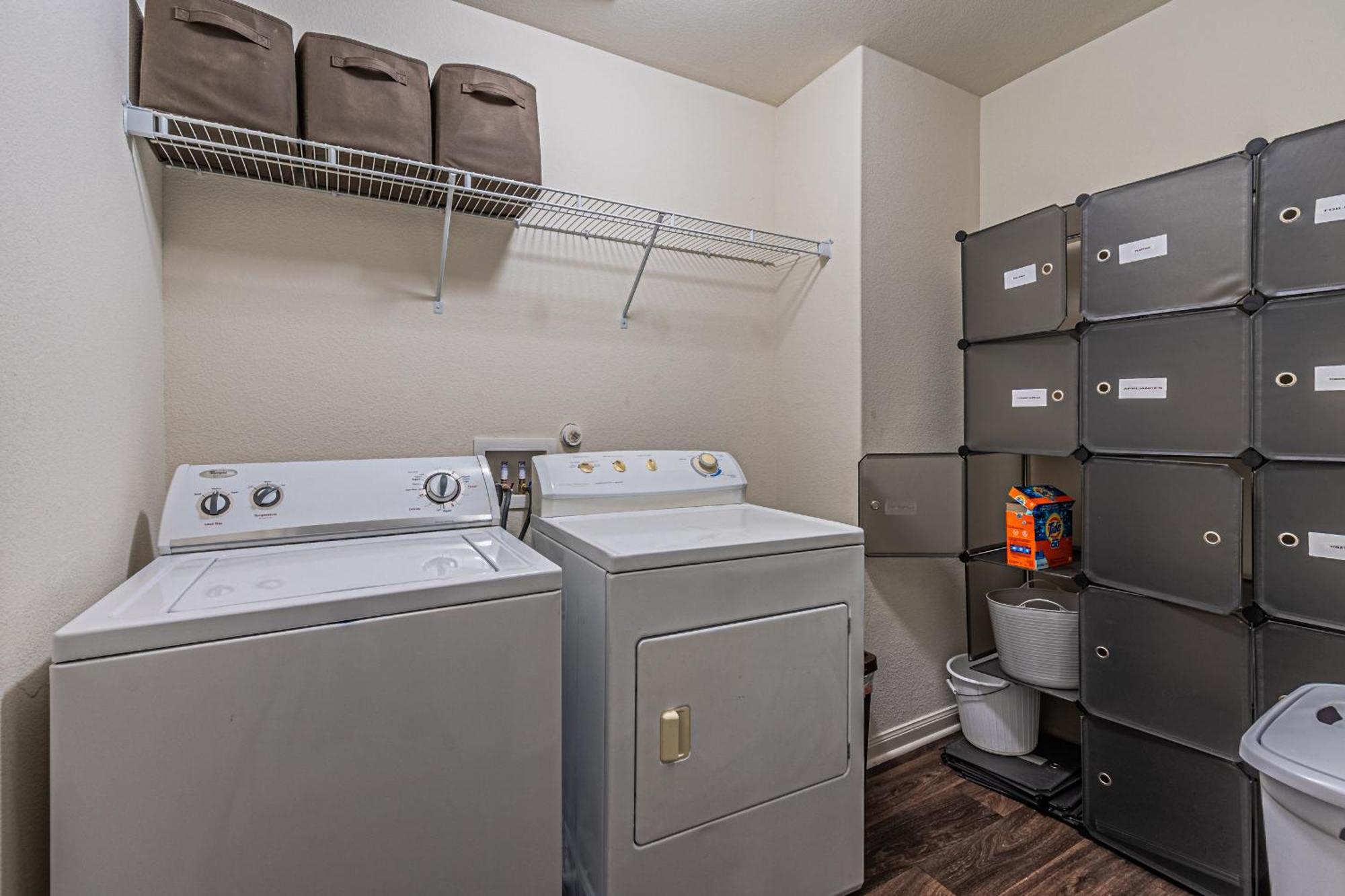 Luxury 5Br Dallas Retreat With Business Amenities - Perfect For Business Travelers, Families & Groups Екстер'єр фото