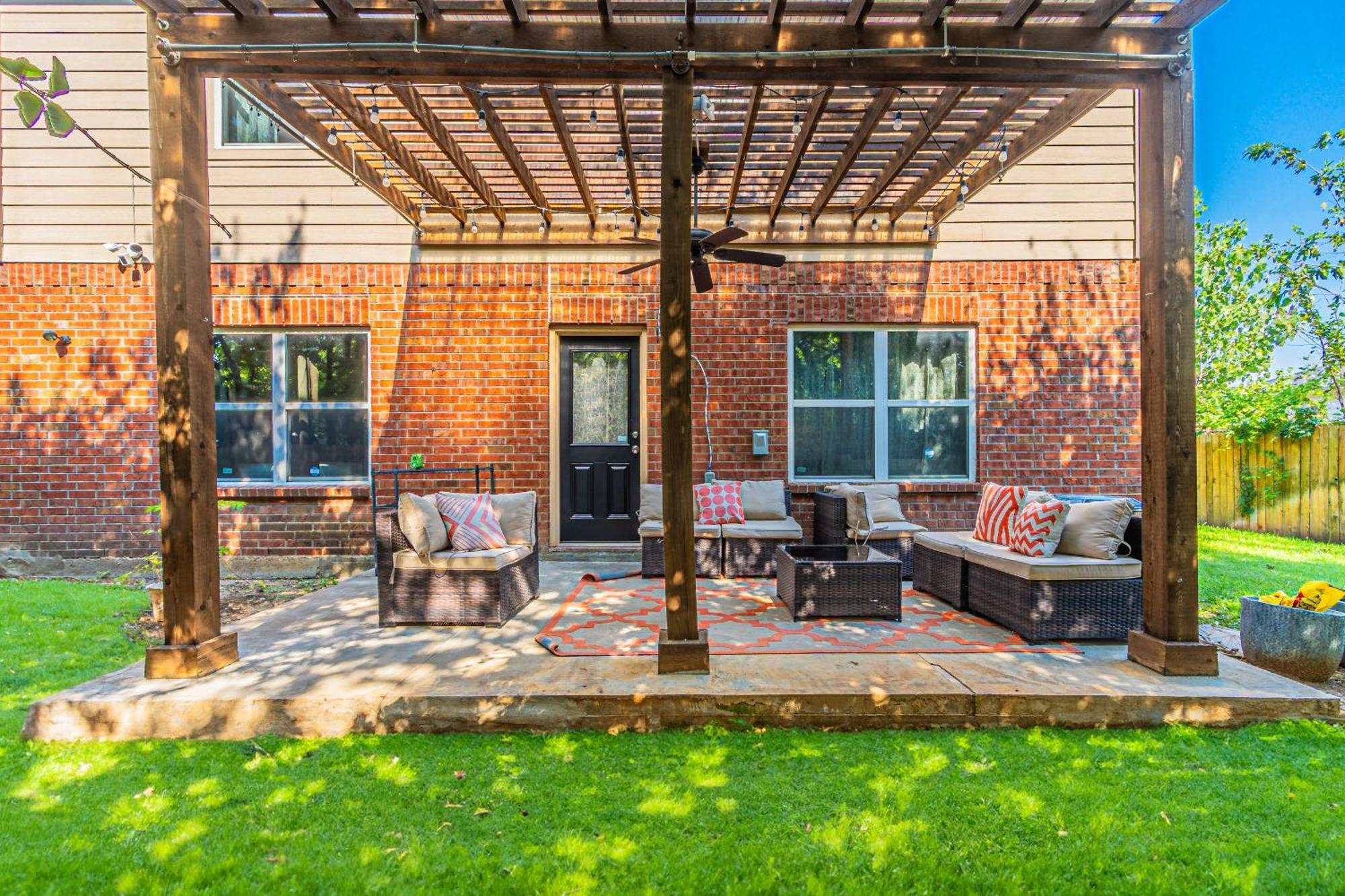 Luxury 5Br Dallas Retreat With Business Amenities - Perfect For Business Travelers, Families & Groups Екстер'єр фото